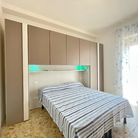 La Rosa Dei Venti House - Centro A Due Passi Dal Mare Apartment *
